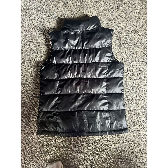 Victoria secretsPink , puffer vest jacket with animal print trim and zip up pock - Picture 4 of 15